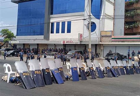 Davao court orders PNP to stop manhunt operations inside KOJC .